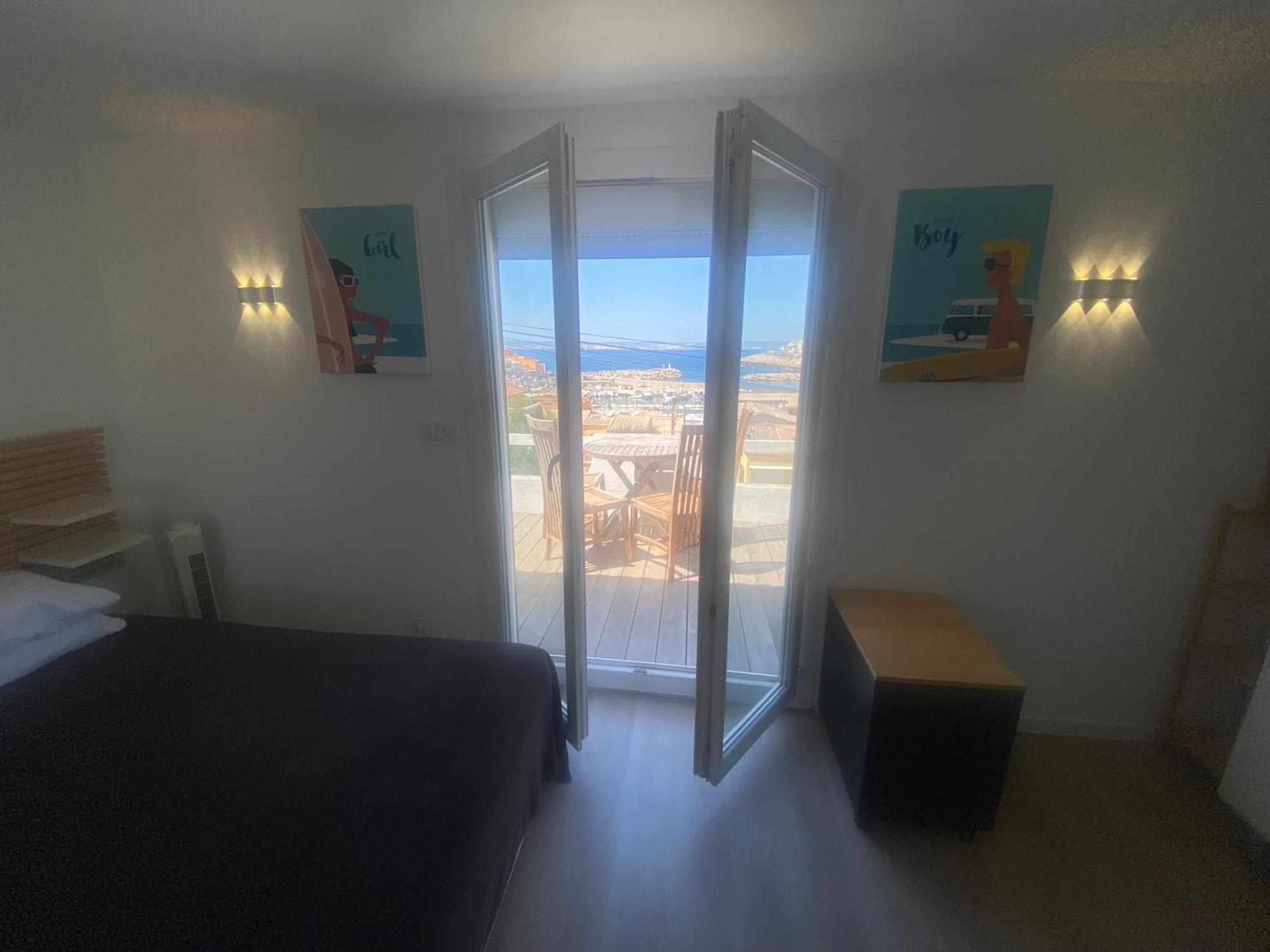 Holiday home La Flibuste Des Goudes: Calanques Seaside Retreat With Gardens Marseille