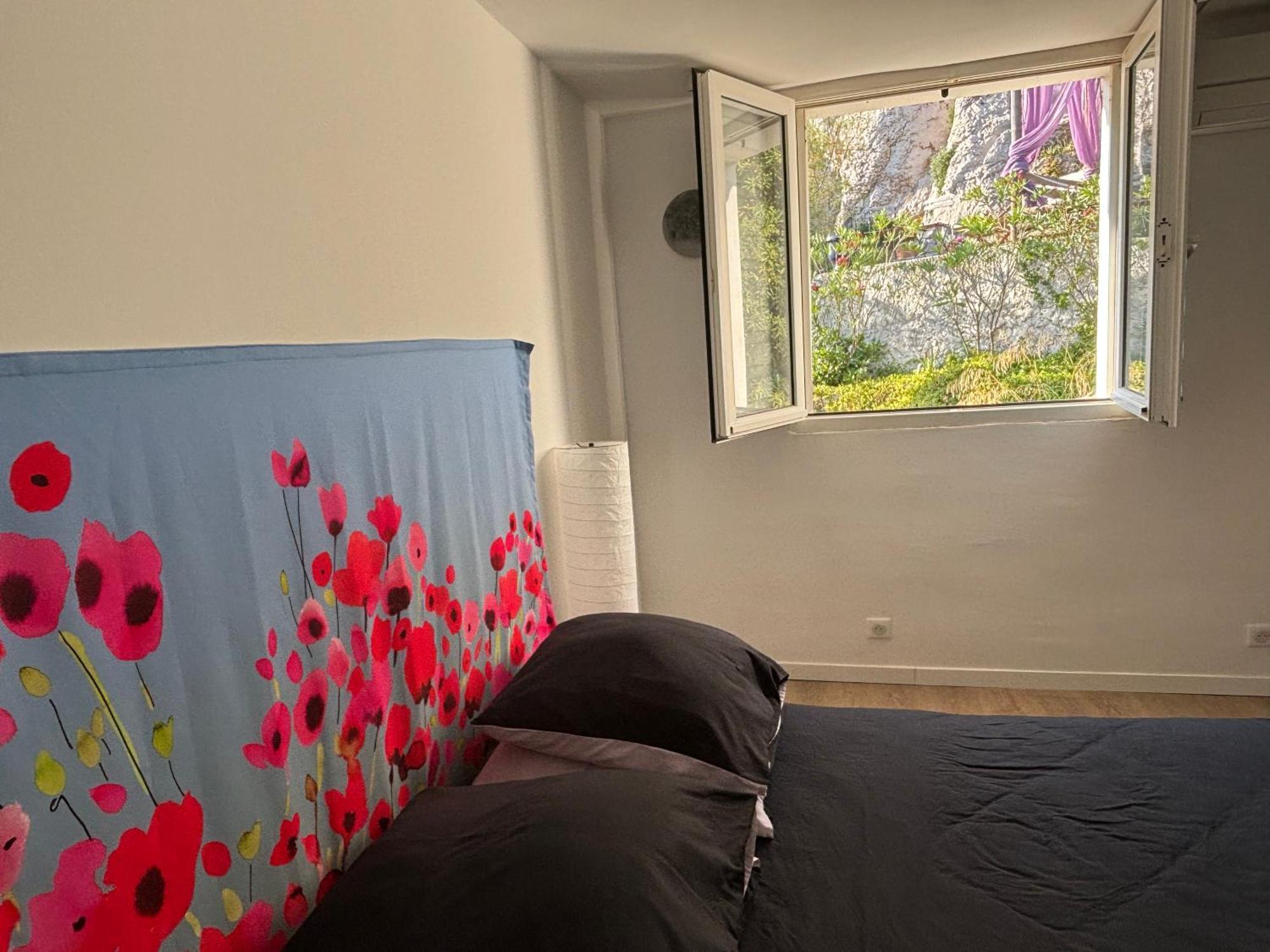La Flibuste Des Goudes: Calanques Seaside Retreat With Gardens